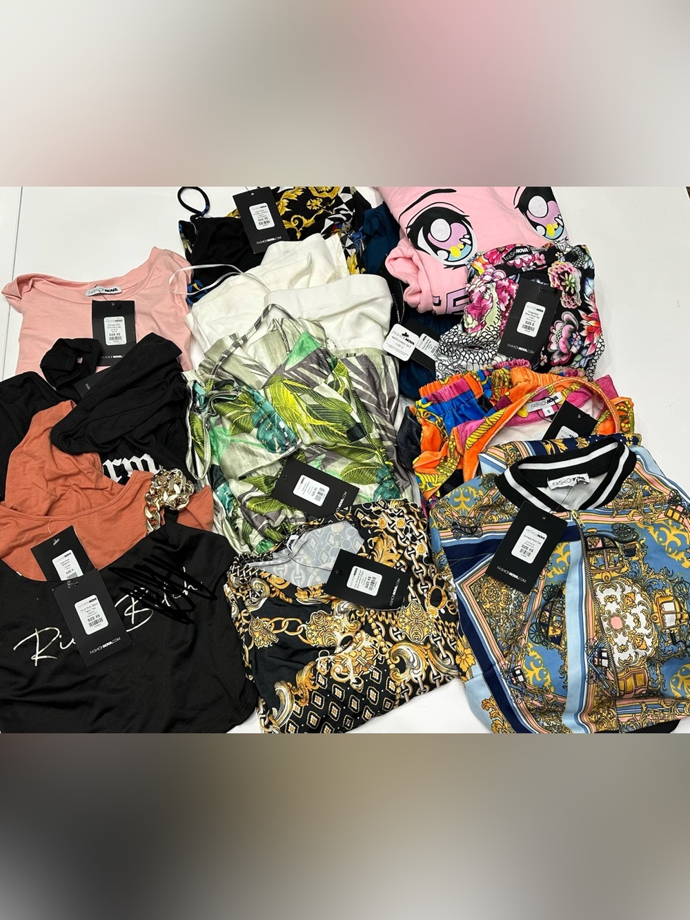NWT Fashion Nova 13pc Lot Size S/XS - Sets, Jumpsuits, Dress, Bodysuits, Crop